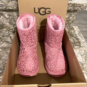 Girls Ugg boots
